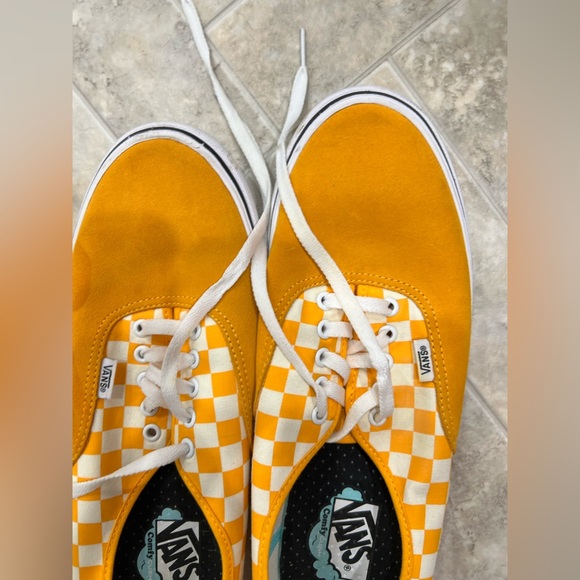 Men’s checkered Vans shoes 11.5 comfy Cush yellow orange mustard - Picture 4 of 9